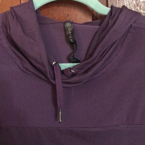 NWT Gaiam Hooded Long Sleeve - Picture 4 of 8